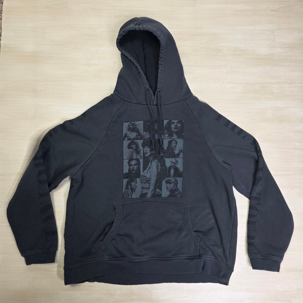 Taylor Swift The Eras Tour Black Hoodie Graphic Print Women's Size Large